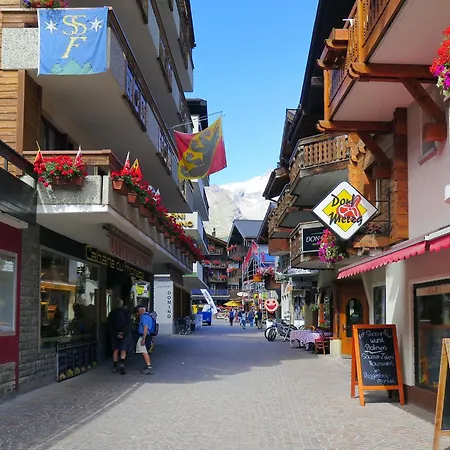 Azalea 2 By Interhome